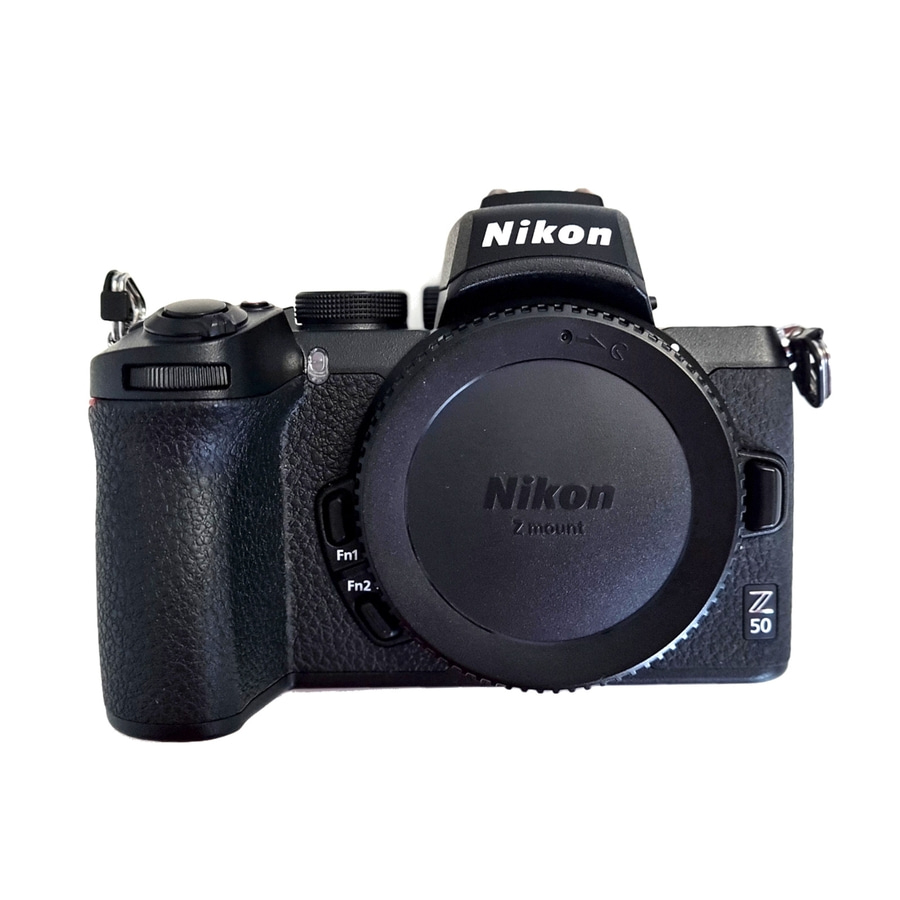 NIKON Systemkamera Z50 Objektiv DX 16-50 mm 1:3.5-6.3 VR + Rucksack B-WARE