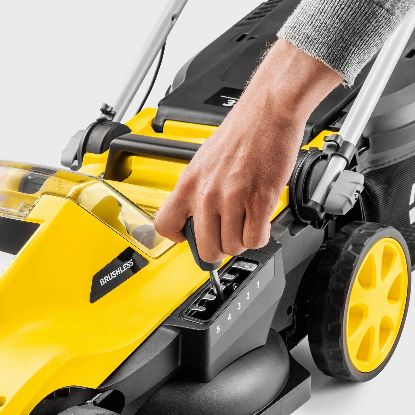 KÄRCHER Akku-Rasenmäher LMO 3-18 Battery Set 18V 34cm 5Ah 35L Mulch B-WARE