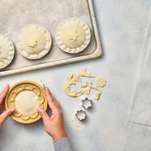 BETTY BOSSI Wende-Ausstecher Teigtaschen Päckli Maker Silikonbackform Set