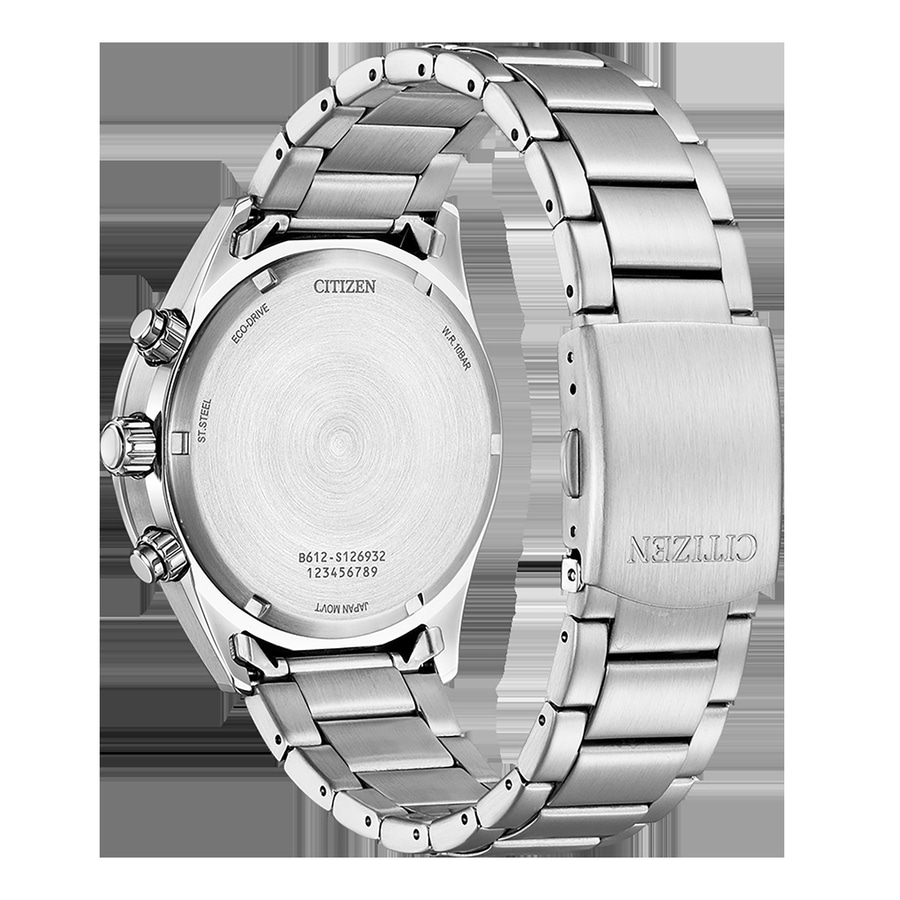 Nahaufnahme einer Citizen-Uhr mit Edelstahlarmband und Eco-Drive-Technologie
