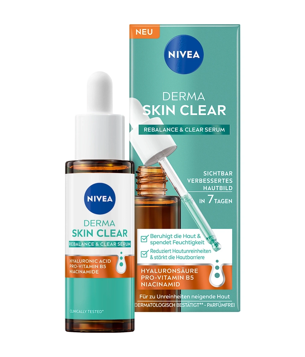 NIVEA DERMA SKIN CLEAR Serum mit Pipette und Verpackung, mit Hyaluronsäure.