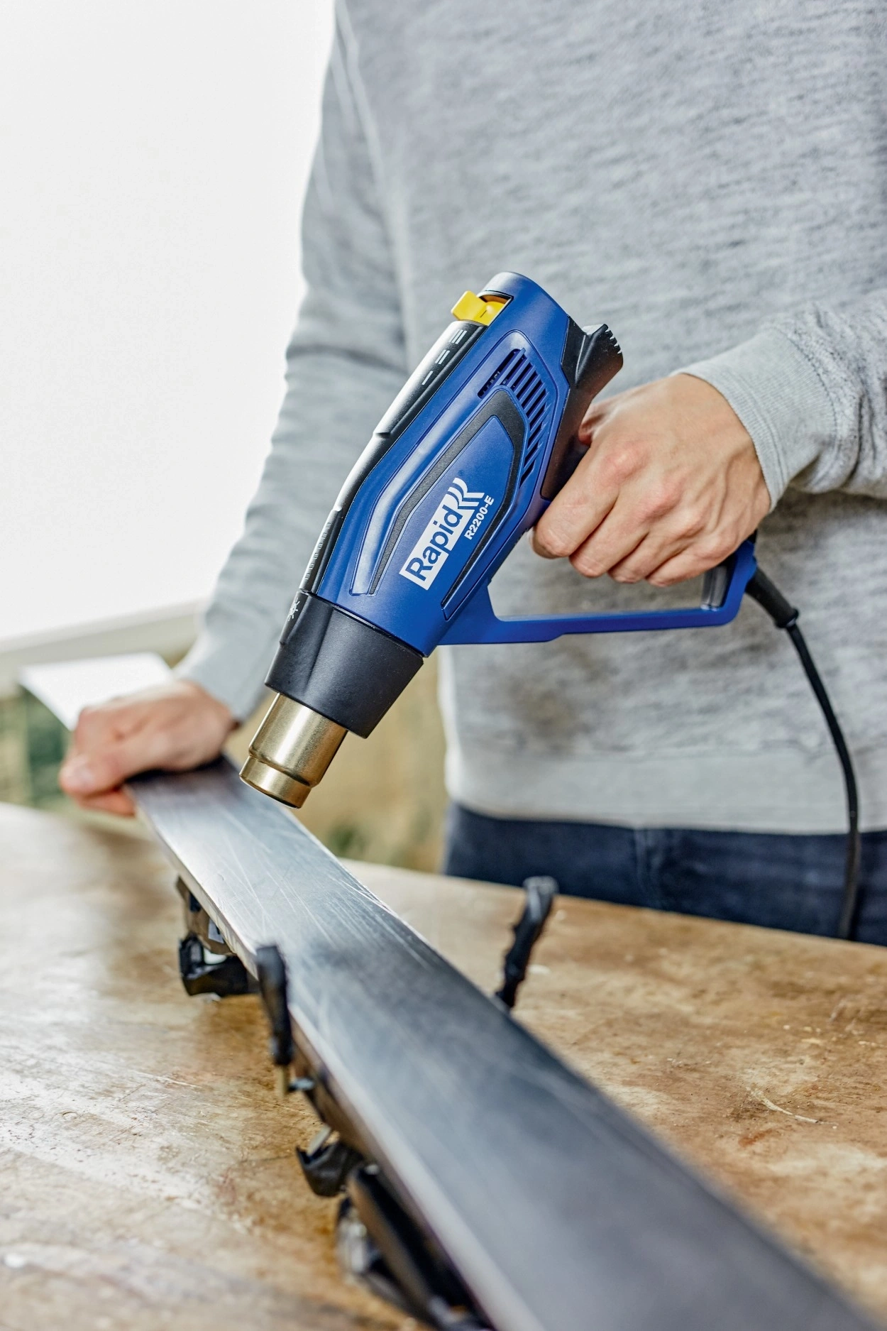 RAPID R2200-E Heißluftpistole 2200W Heißluftfön 60-650°C im Koffer Keramik Heiß