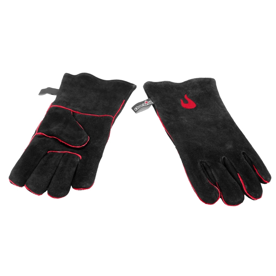 Schwarze Grillhandschuhe mit roter Naht und Flammenlogo, isoliert