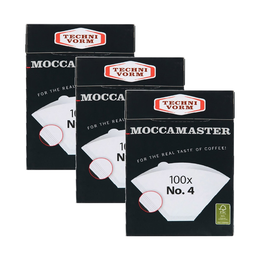 Kaffeefilterpackungen mit der Aufschrift 'MOCCAMASTER' und 'TECHNI VORM'.