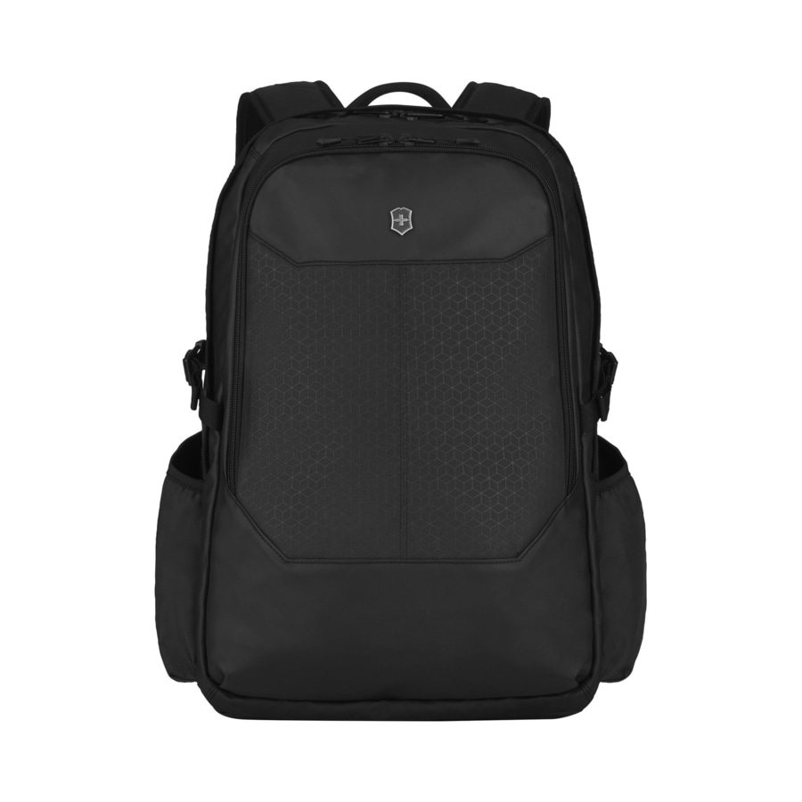 Schwarzer Rucksack mit geometrischem Muster und Logo, isoliert auf weißem Hintergrund.