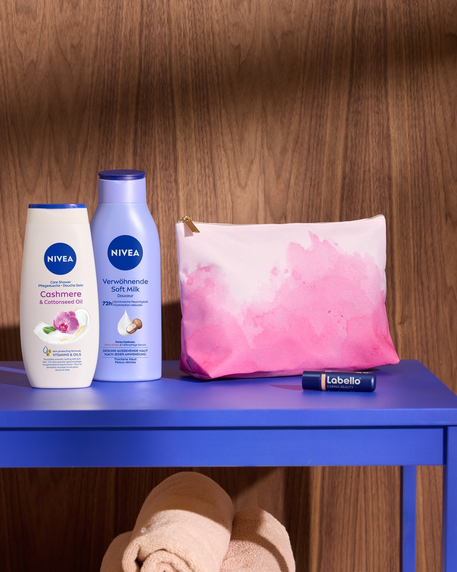 NIVEA Wegbegleiter Geschenkset Oil Pflegedusche Soft Milk Labello Kulturbeutel