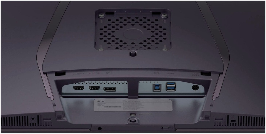 Rückseite eines Monitors mit Anschlüssen wie HDMI, USB und Netzanschluss.