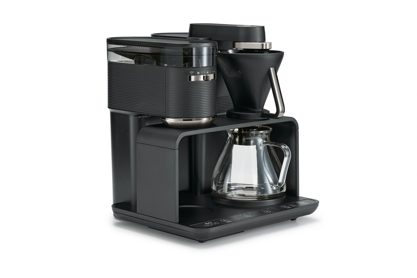 Schwarze Kaffeemaschine mit Glaskanne und integriertem Mahlwerk, isoliert auf weißem Hintergrund.