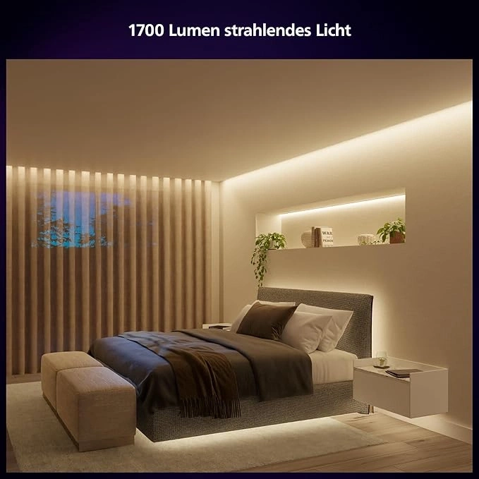Ein stilvolles Schlafzimmer mit indirekter Beleuchtung und einem bequemen Bett.
