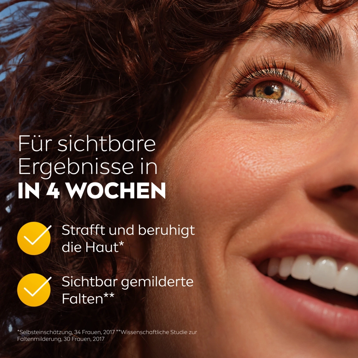 Gesicht mit Text über Ergebnisse in 4 Wochen, Hautstraffung und Faltenreduzierung.