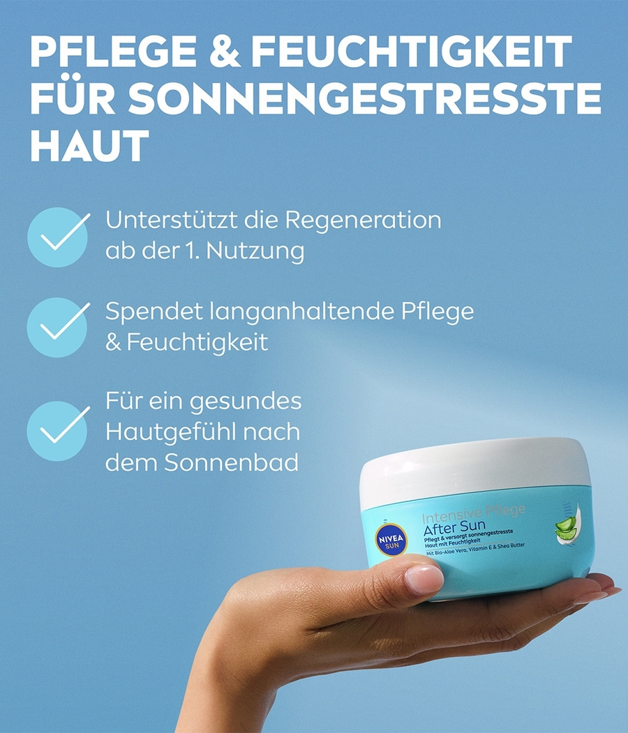 Hand hält Nivea After Sun mitAloe Vera und Sheabutter.