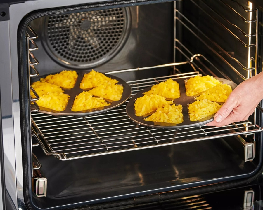 Backblech Mini Rösti knusprig handlich einfach schweizerisch beschichtet Dreieck